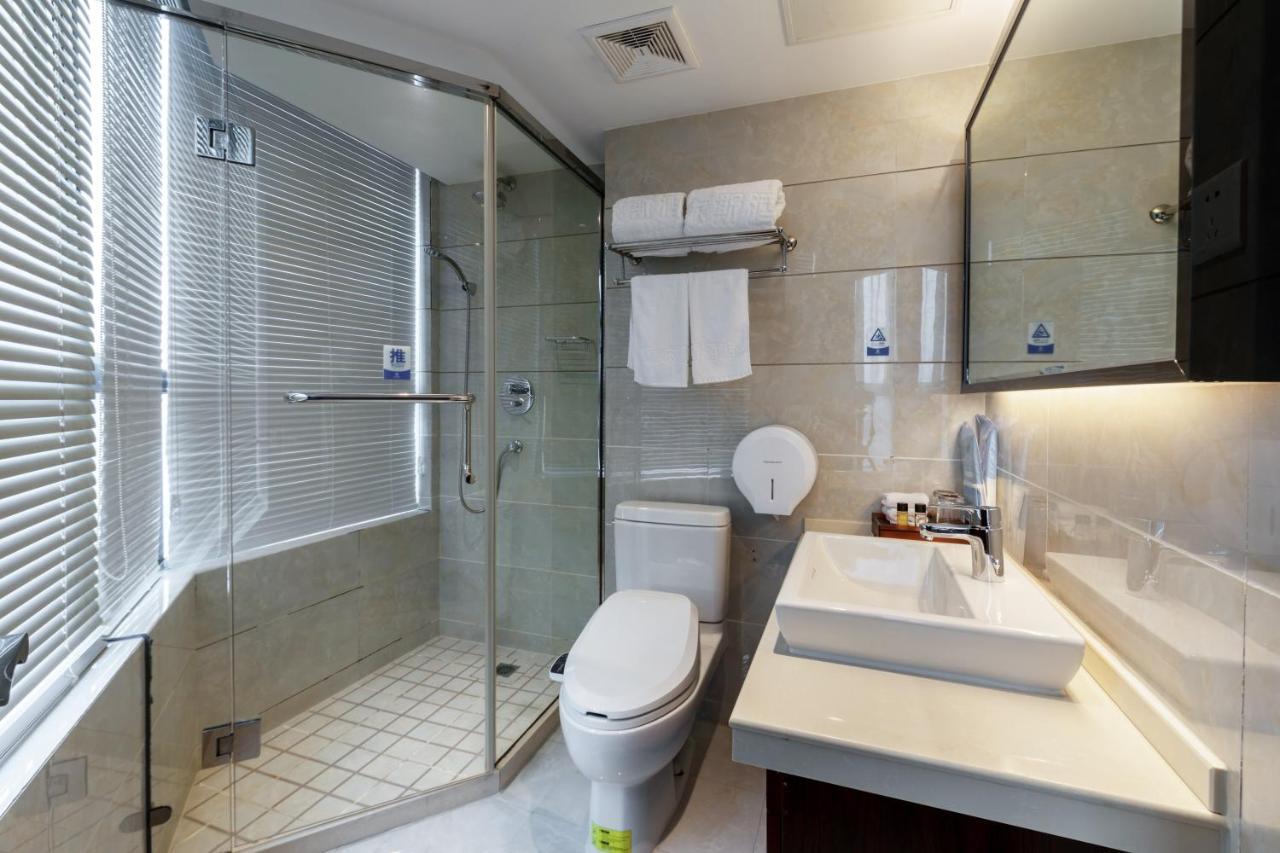 Huzhou Wealth Hotel Kültér fotó