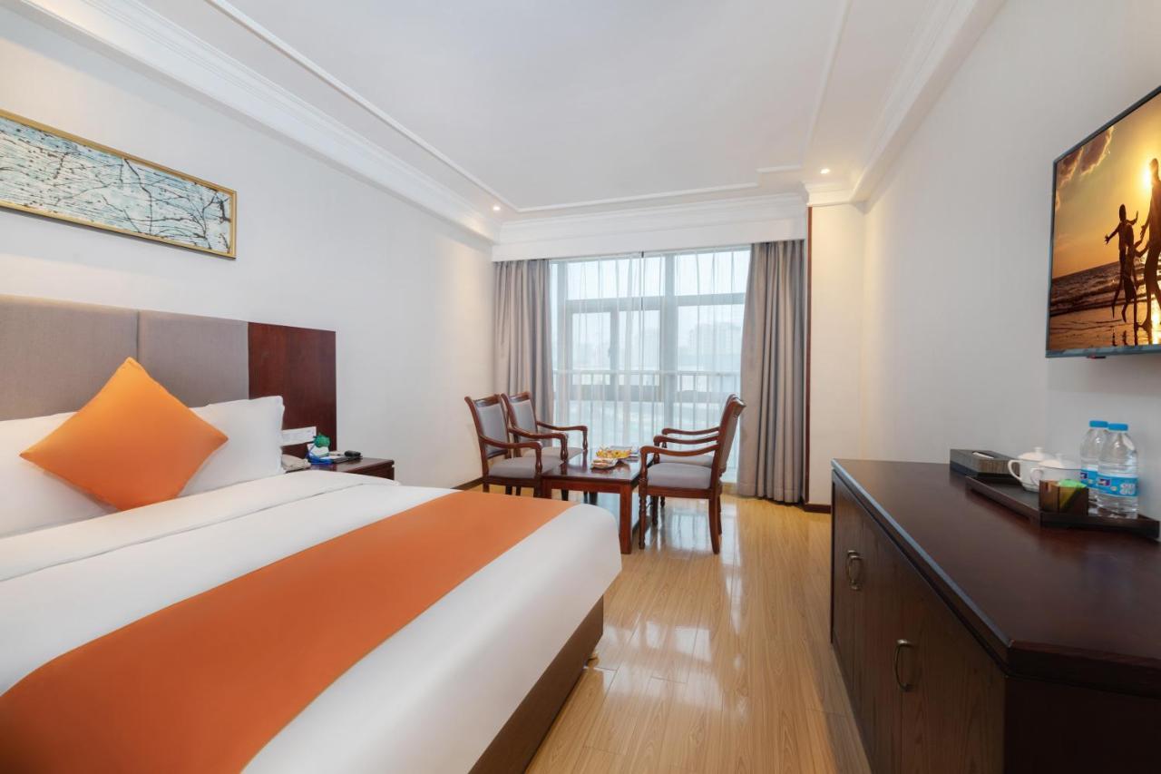 Huzhou Wealth Hotel Kültér fotó